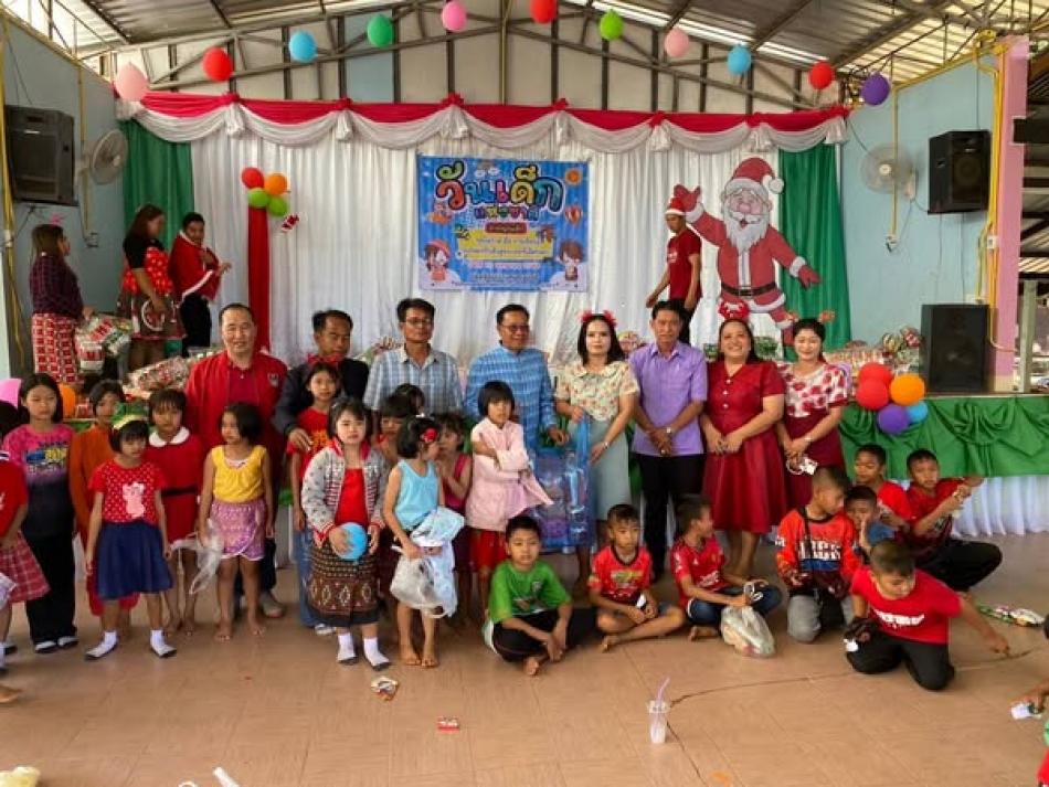 สนับสนุนขนมให้แก่ศูนย์พัฒนาเด็กเด็กและโรงเรียนในเขตพื้นที่ตำบลหนองบัวฮี เนื่องในโอกาสวันเด็กแห่งชาติ ประจำปี 2568