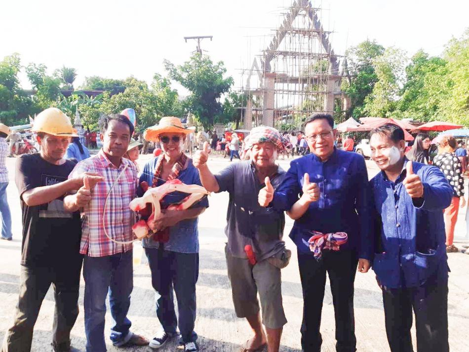 ประเพณีบุญเดือนหก (บุญบั้งไฟ) บ้านหินลาด บัวแดง