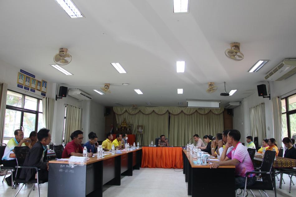 ประชุมคณะกรรมการบริหารธนาคารขยะเพื่อขับเคลื่อนโครงการธนาคารขยะตำบลหนองบัวฮี